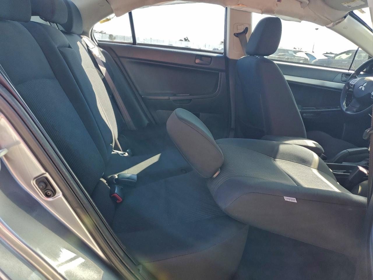 2014 MITSUBISHI LANCER