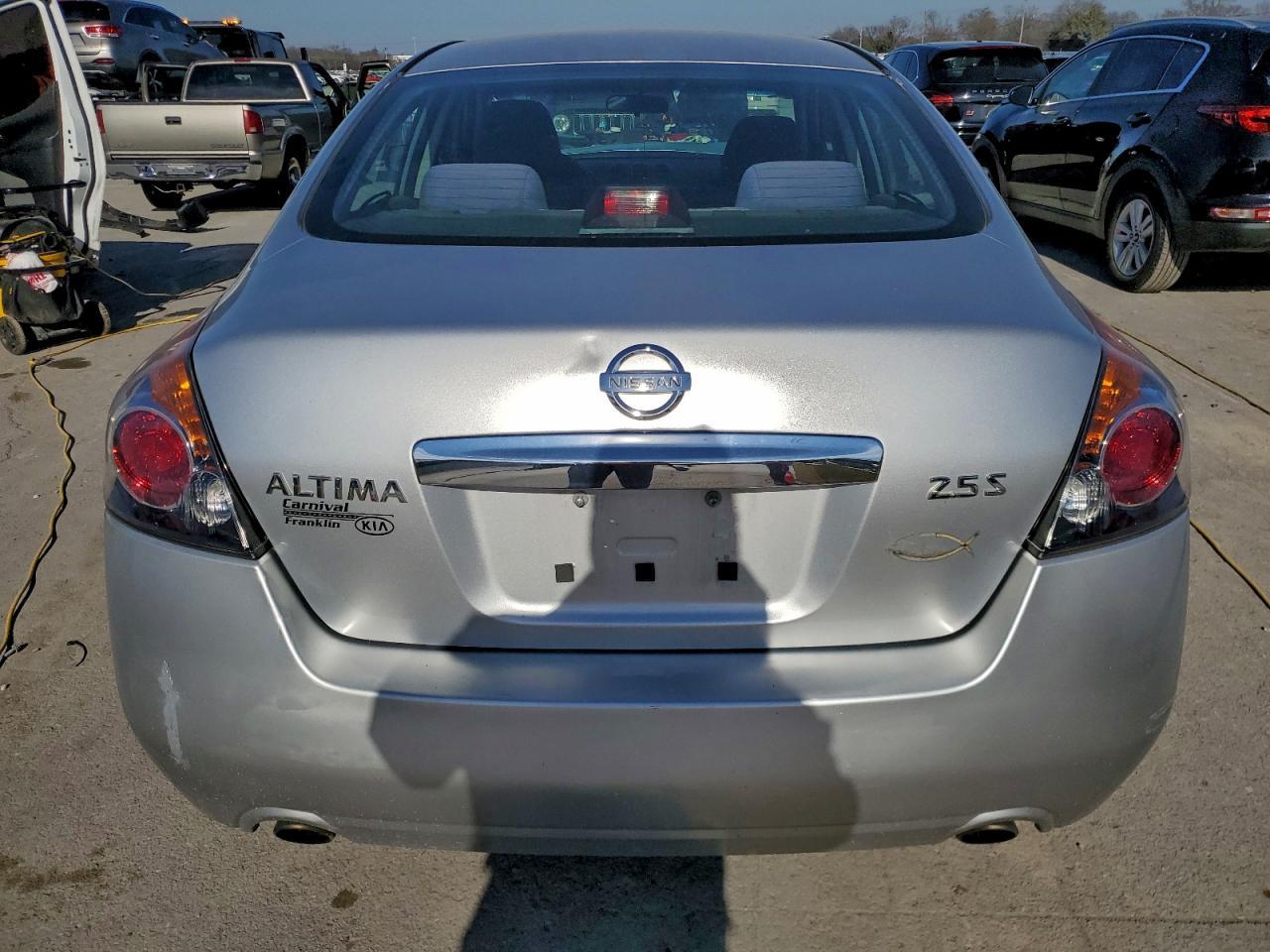 2010 NISSAN ALTIMA