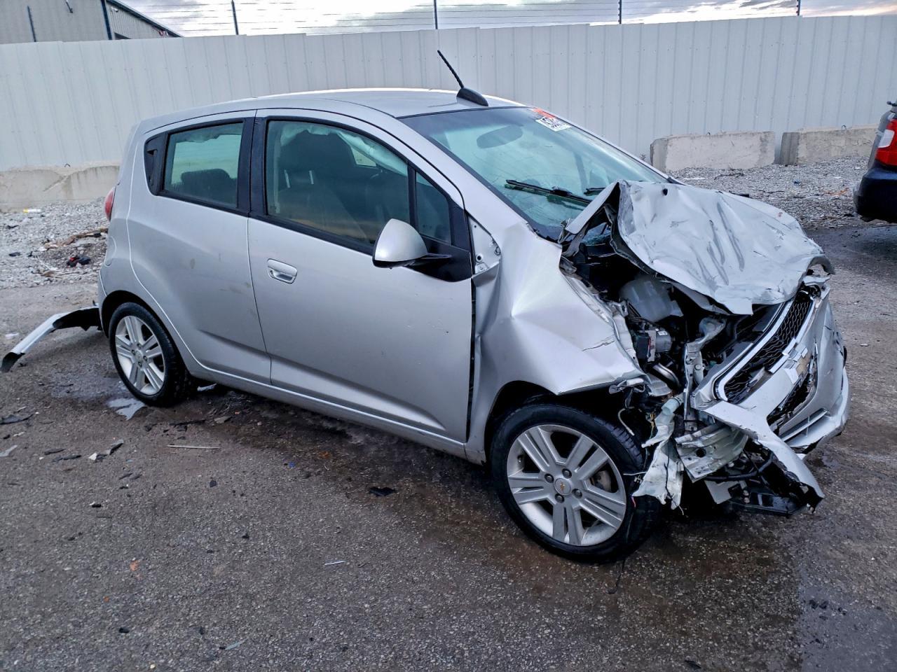 2015 CHEVROLET Spark