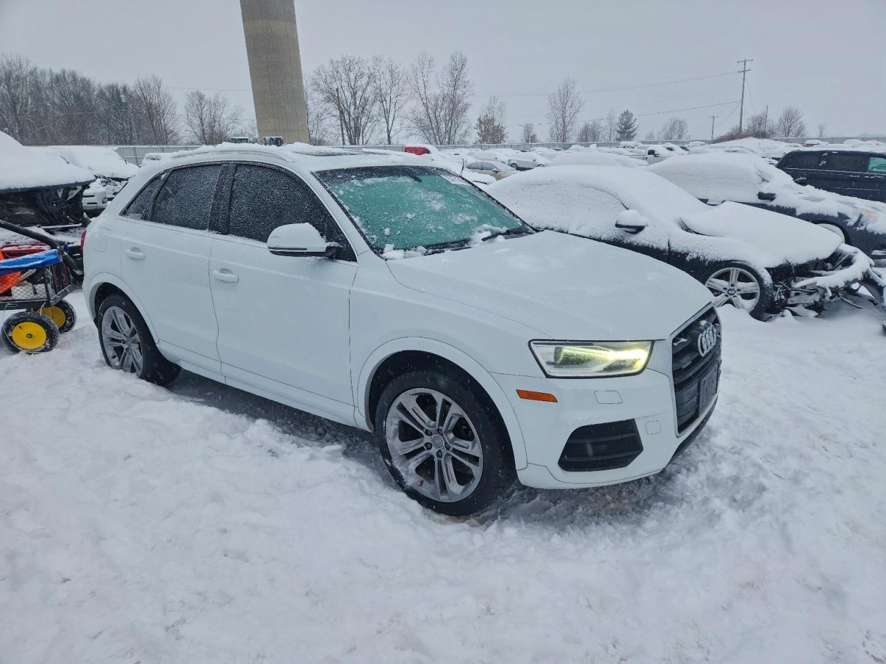 2017 AUDI Q3