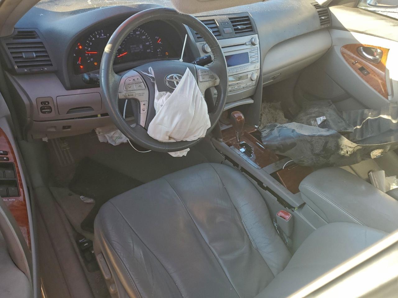 2010 TOYOTA CAMRY