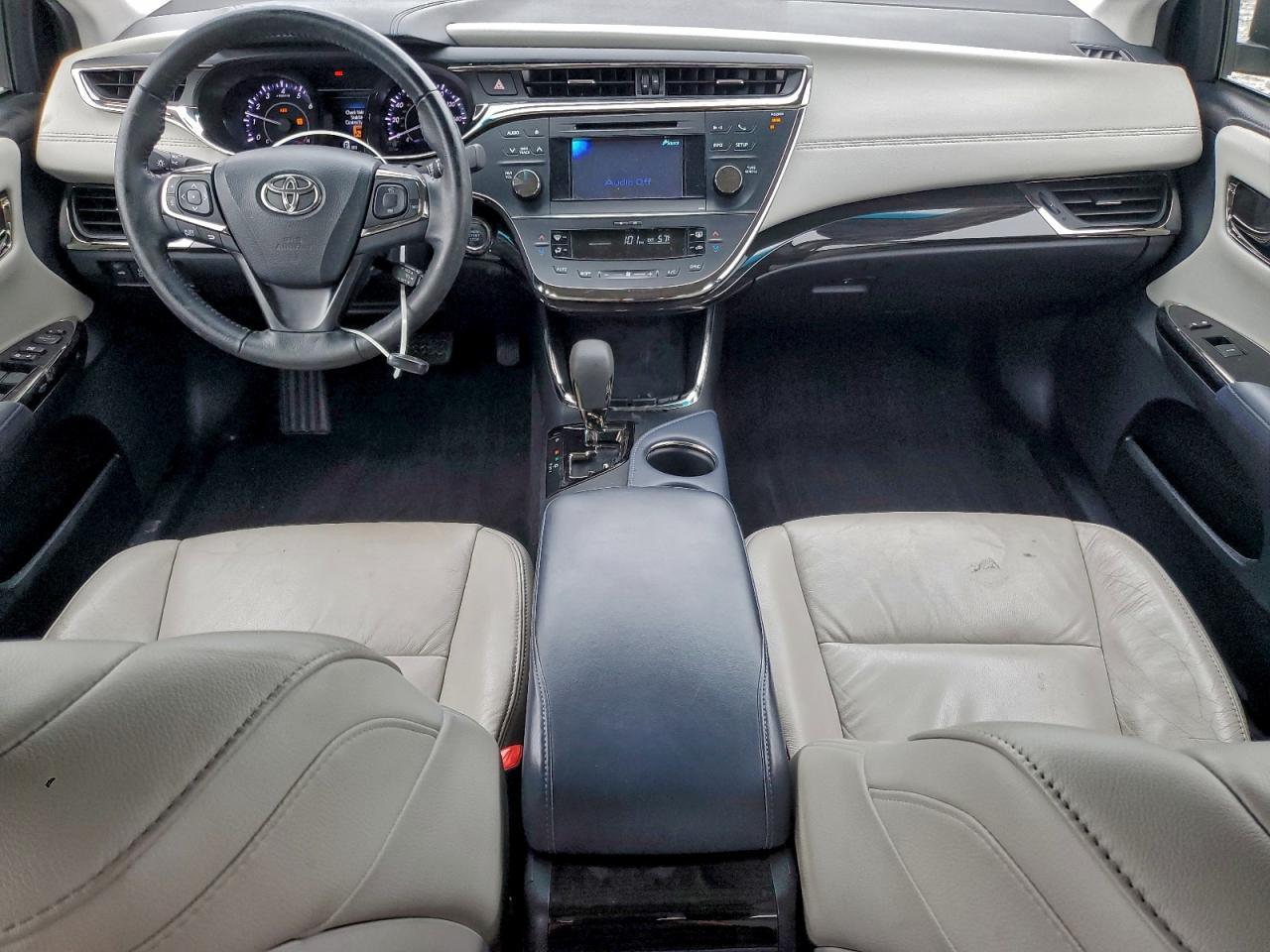 2013 TOYOTA Avalon