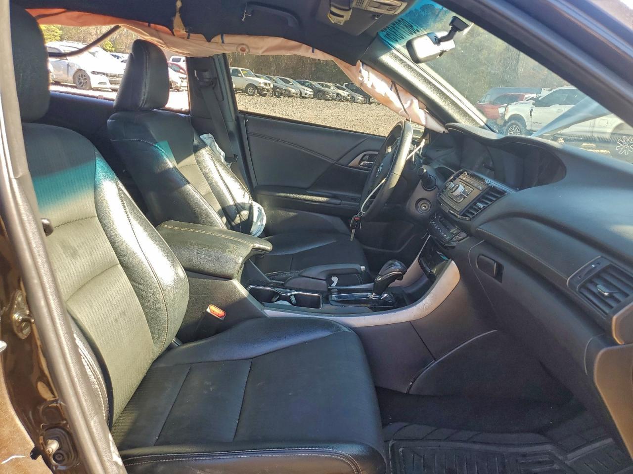 2017 HONDA ACCORD