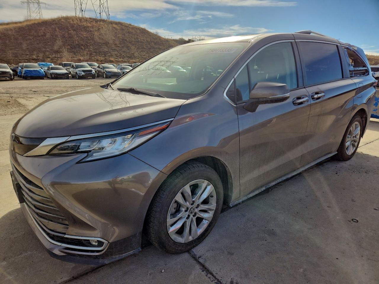 2022 TOYOTA SIENNA