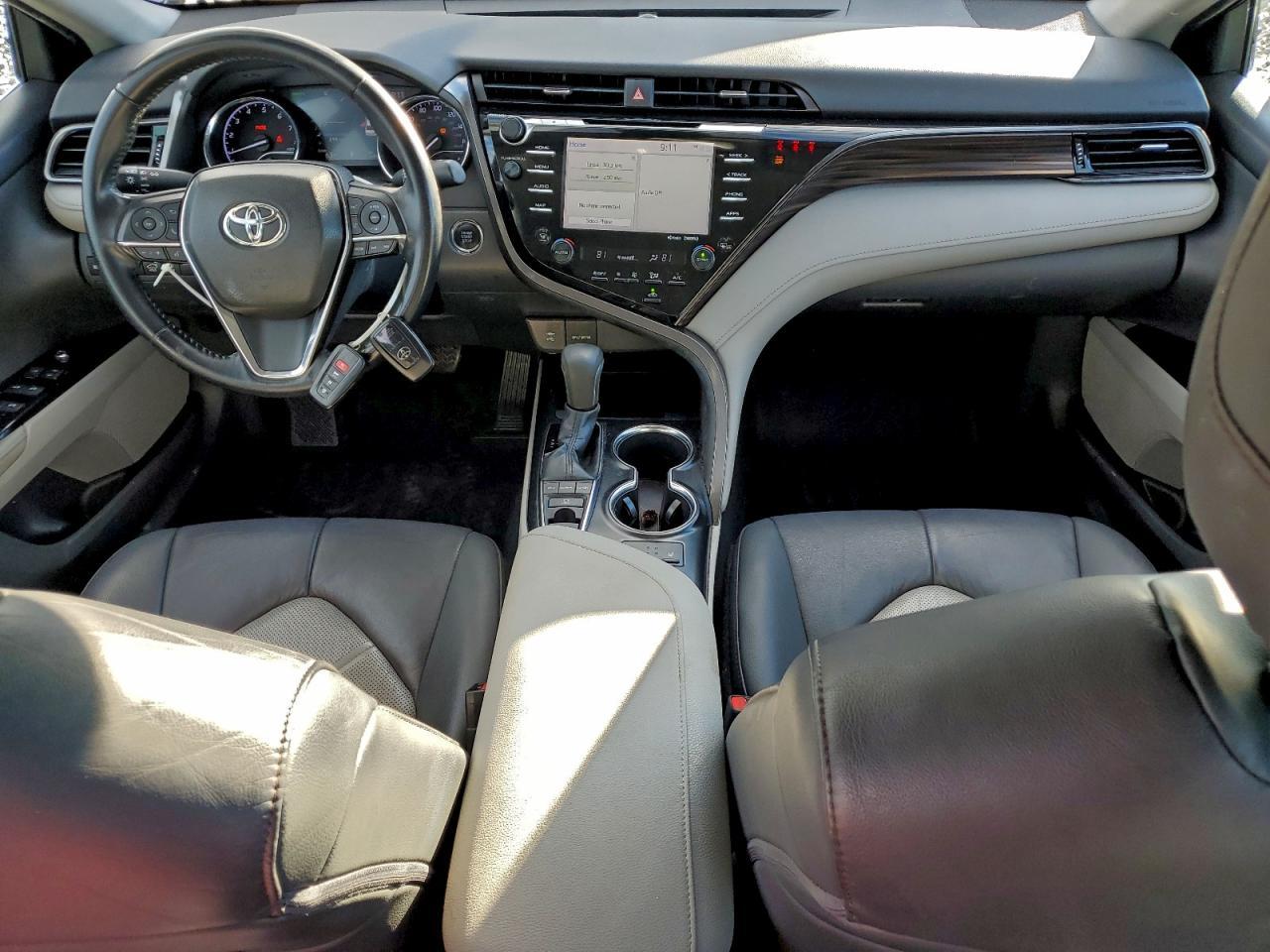 2019 TOYOTA CAMRY