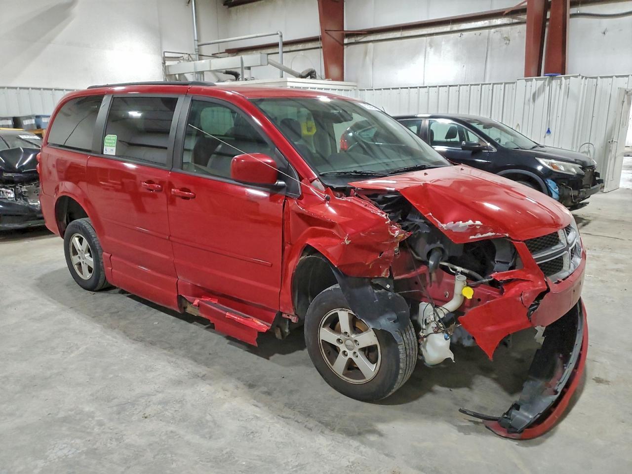 2012 DODGE GRAND CARAVAN