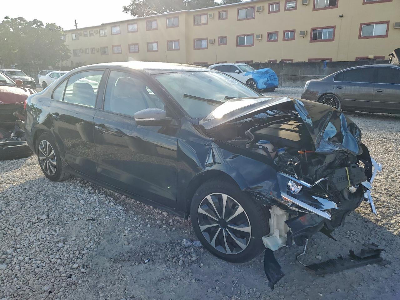 2011 VOLKSWAGEN JETTA