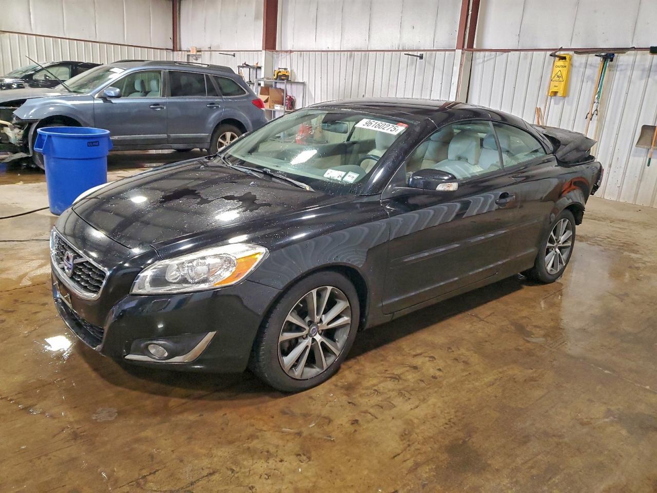 2013 VOLVO C70
