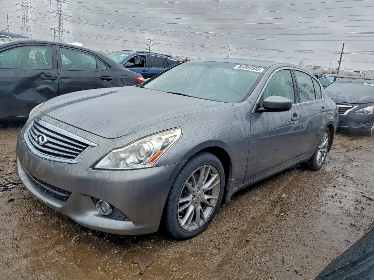 2010 INFINITI G37