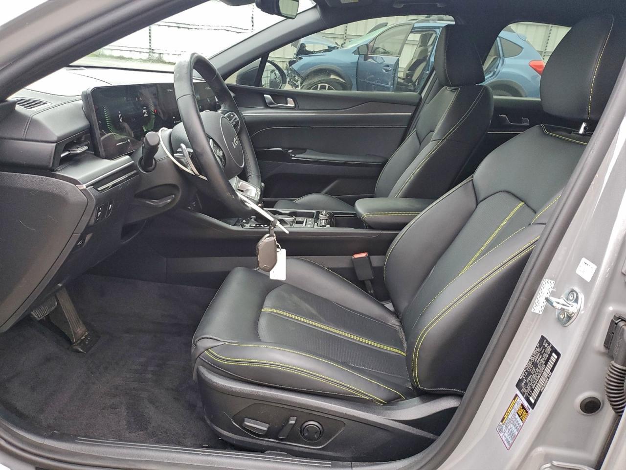 2025 KIA K5