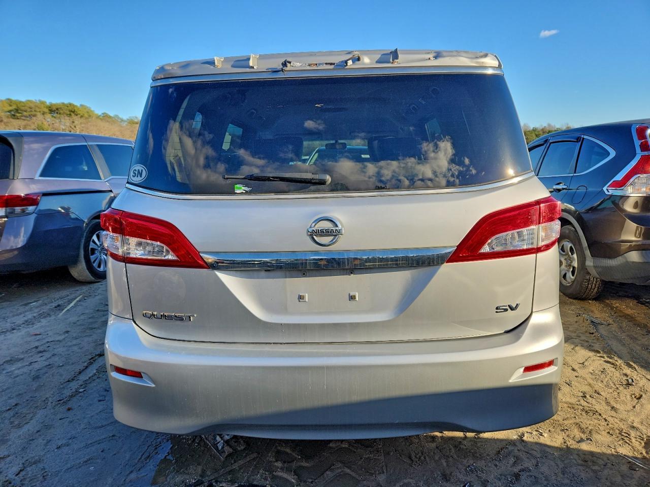 2013 NISSAN Quest