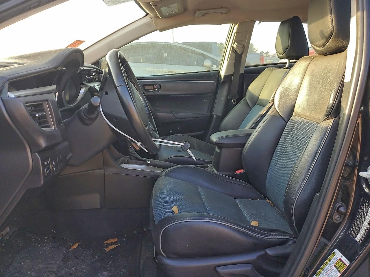 2016 TOYOTA COROLLA