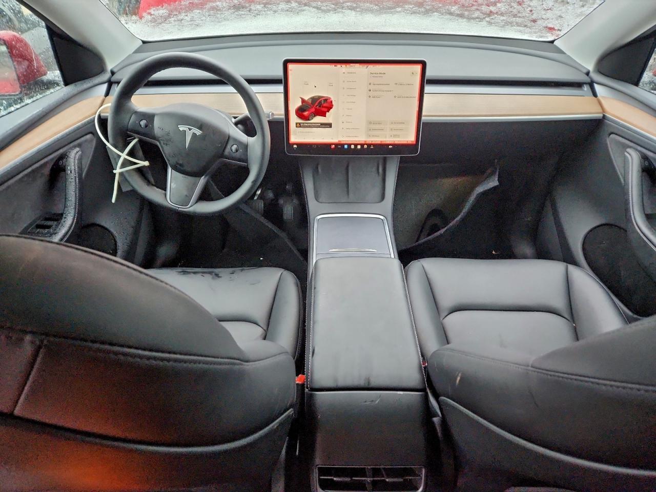 2024 TESLA MODEL Y