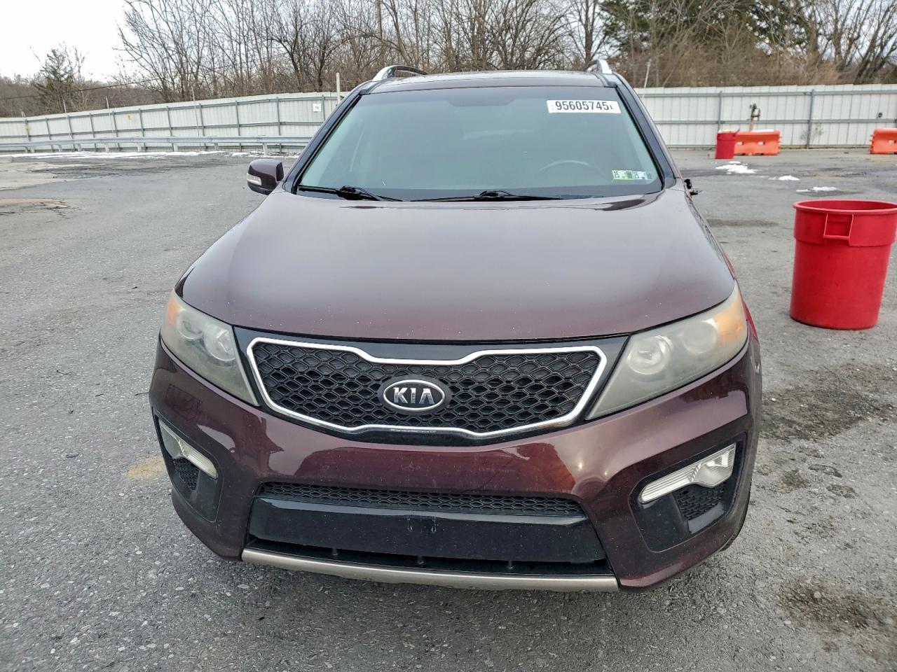 2013 KIA SORENTO