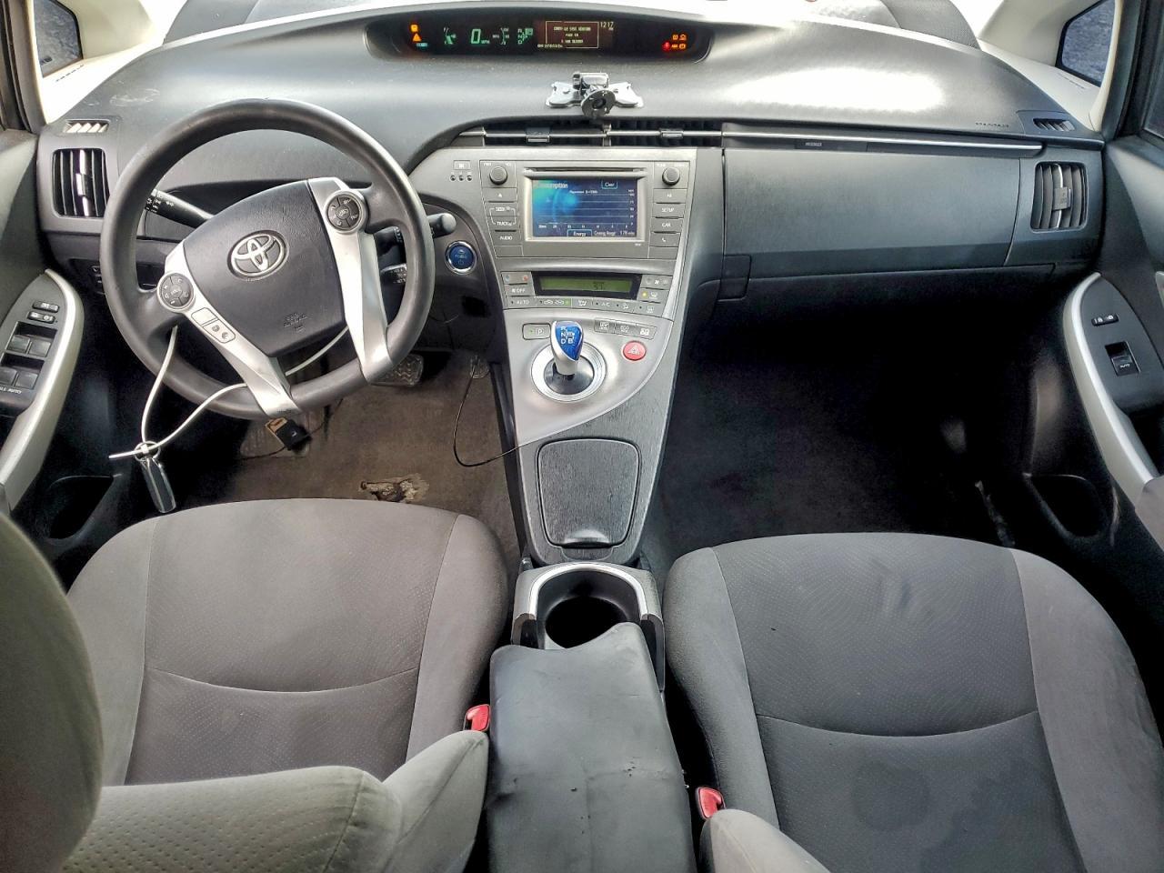 2013 TOYOTA PRIUS
