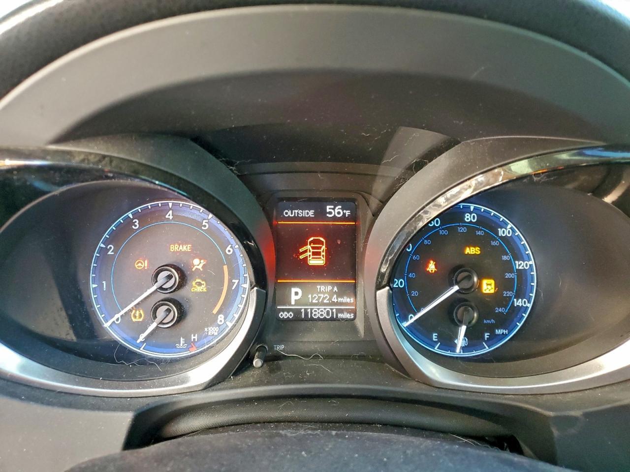 2016 TOYOTA COROLLA