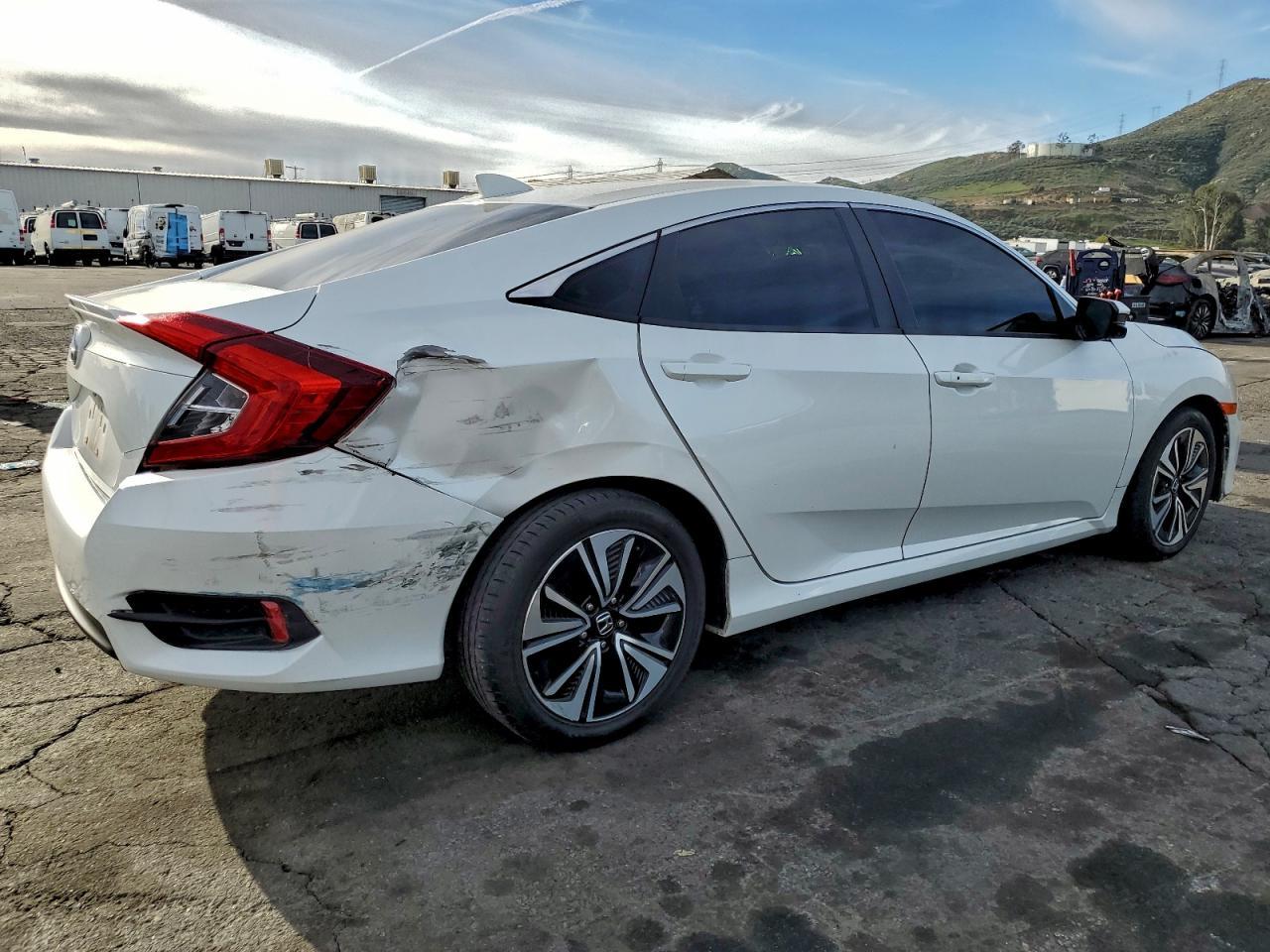 2016 HONDA CIVIC