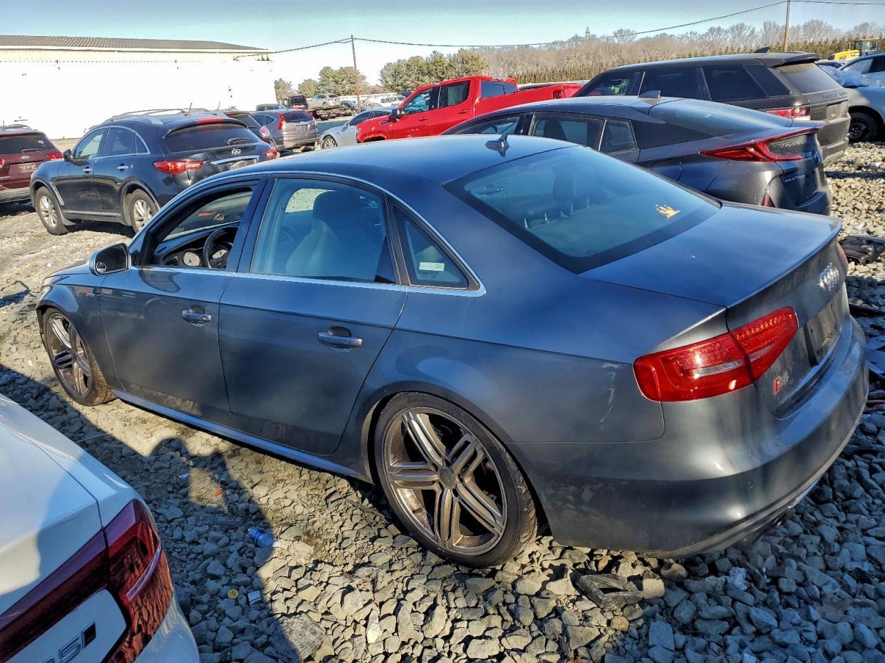 2013 AUDI S4