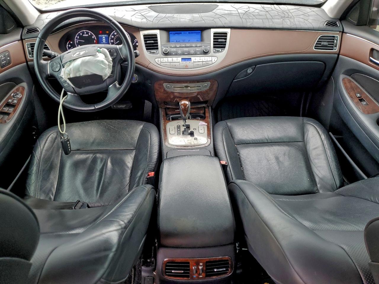 2009 HYUNDAI GENESIS