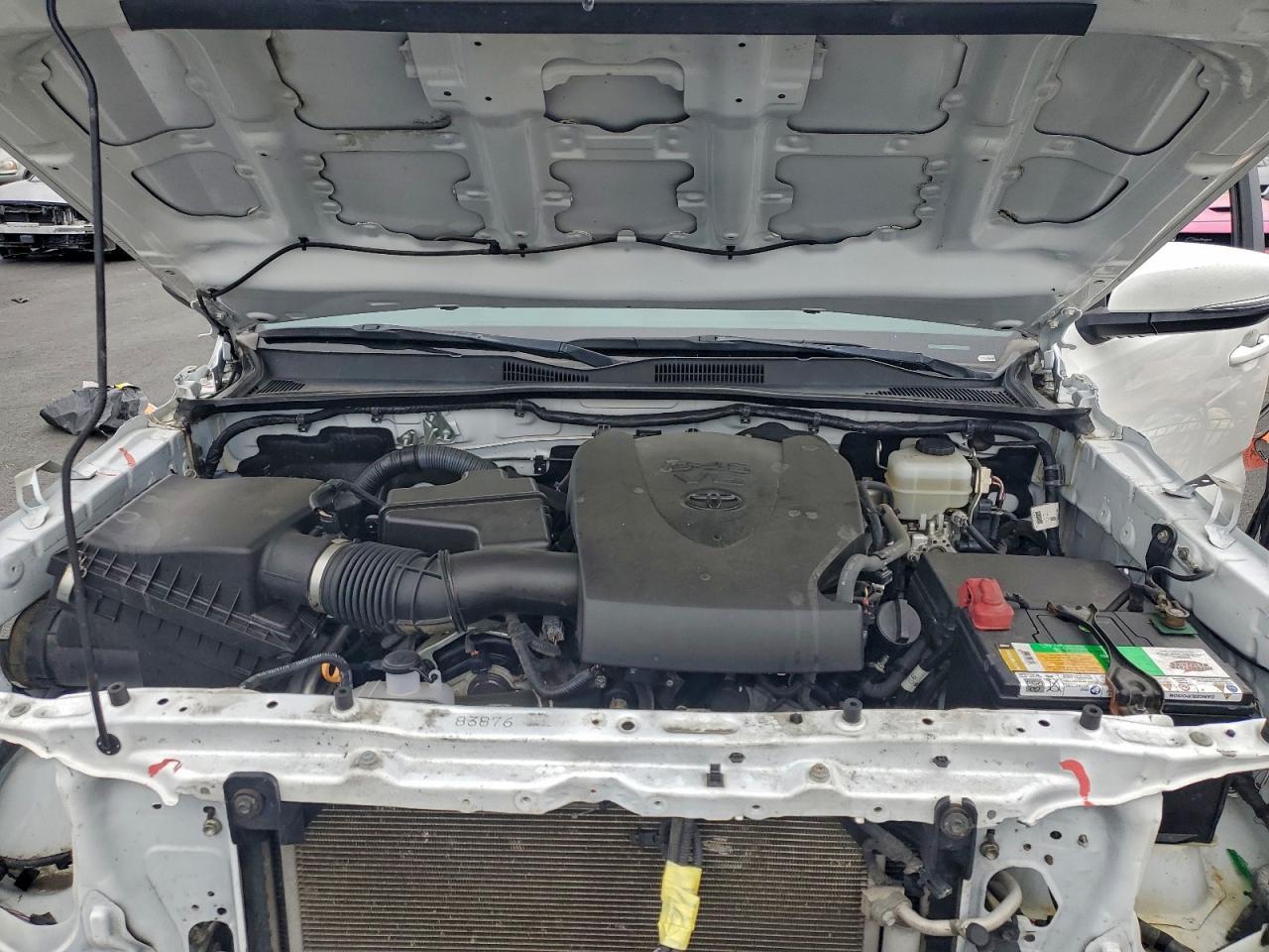 2017 TOYOTA TACOMA