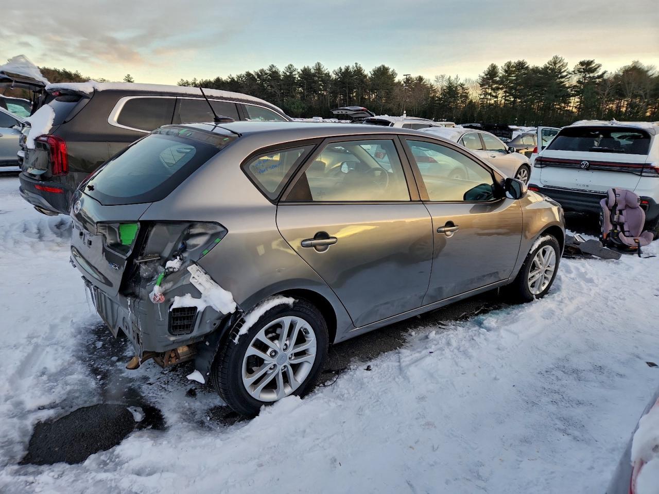 2011 KIA FORTE