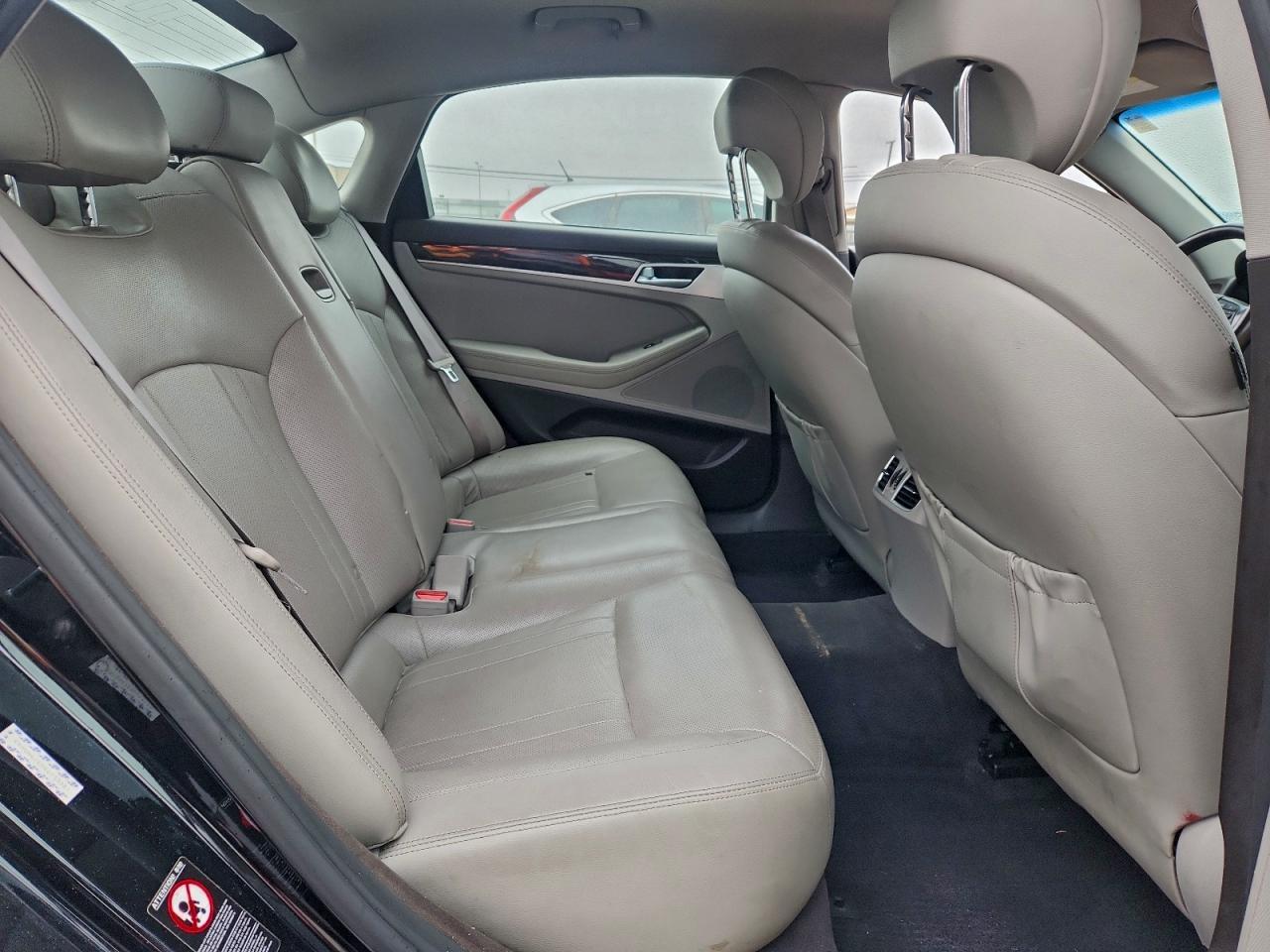 2016 HYUNDAI GENESIS
