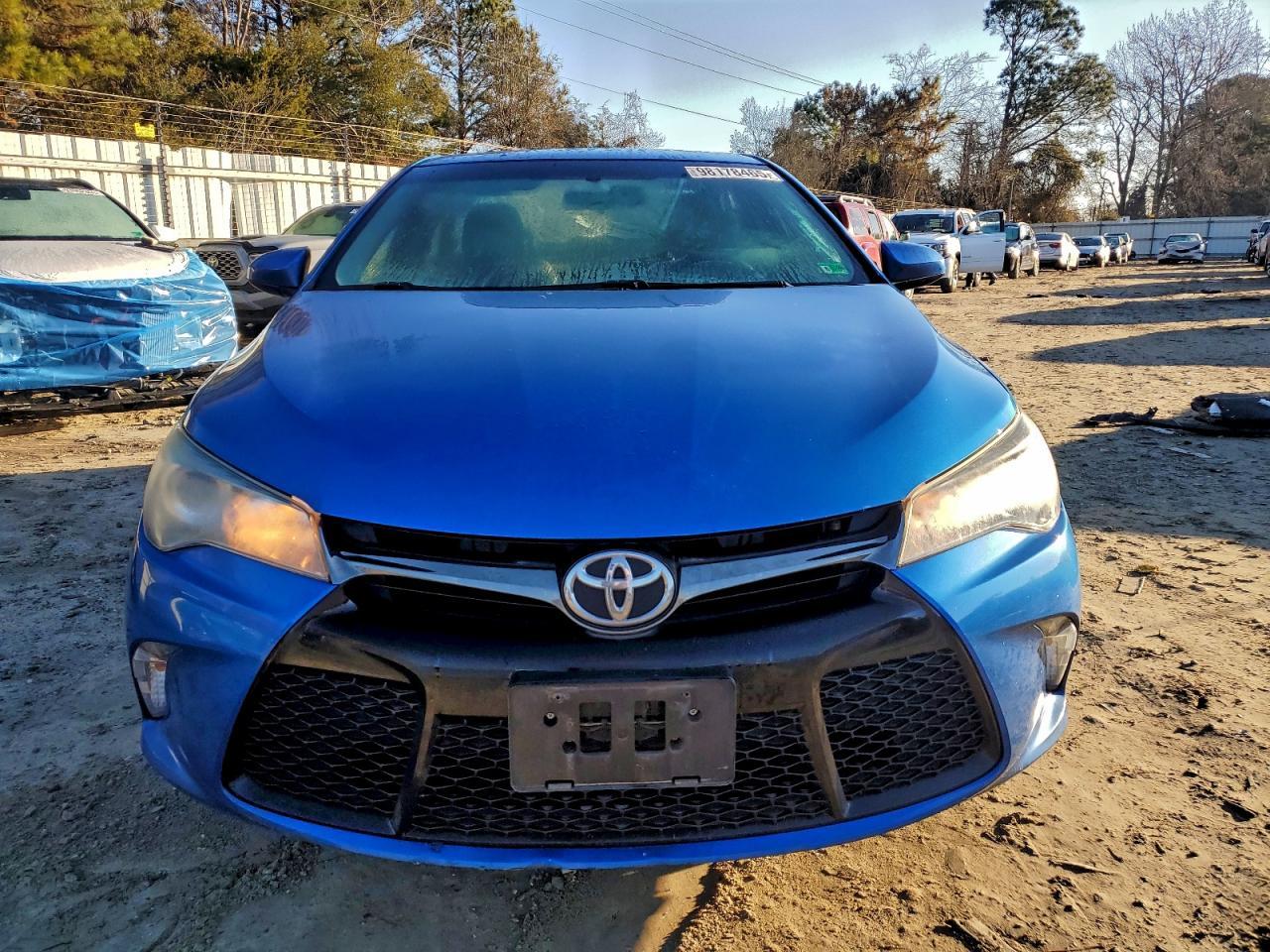 2017 TOYOTA CAMRY