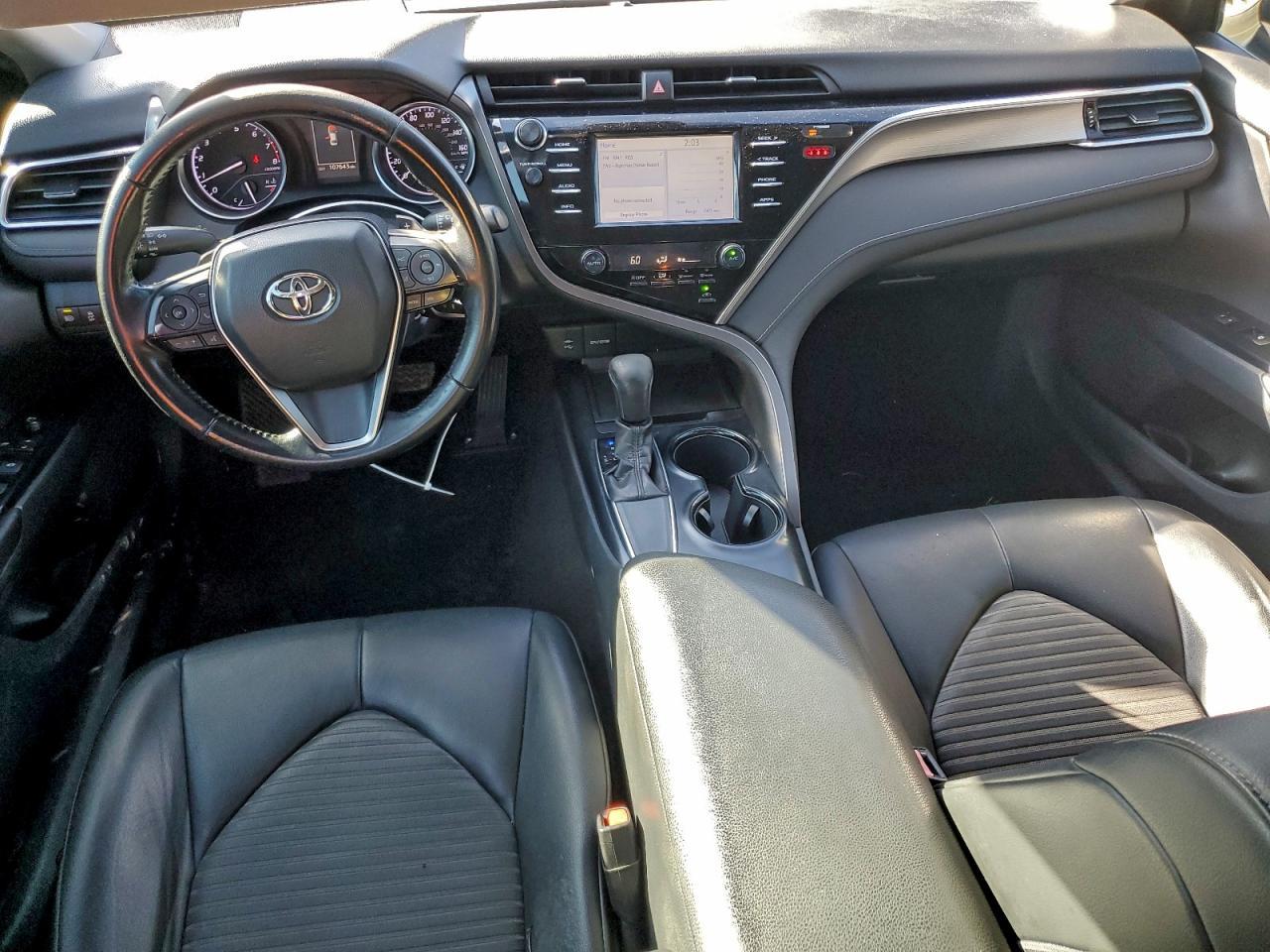 2018 TOYOTA CAMRY