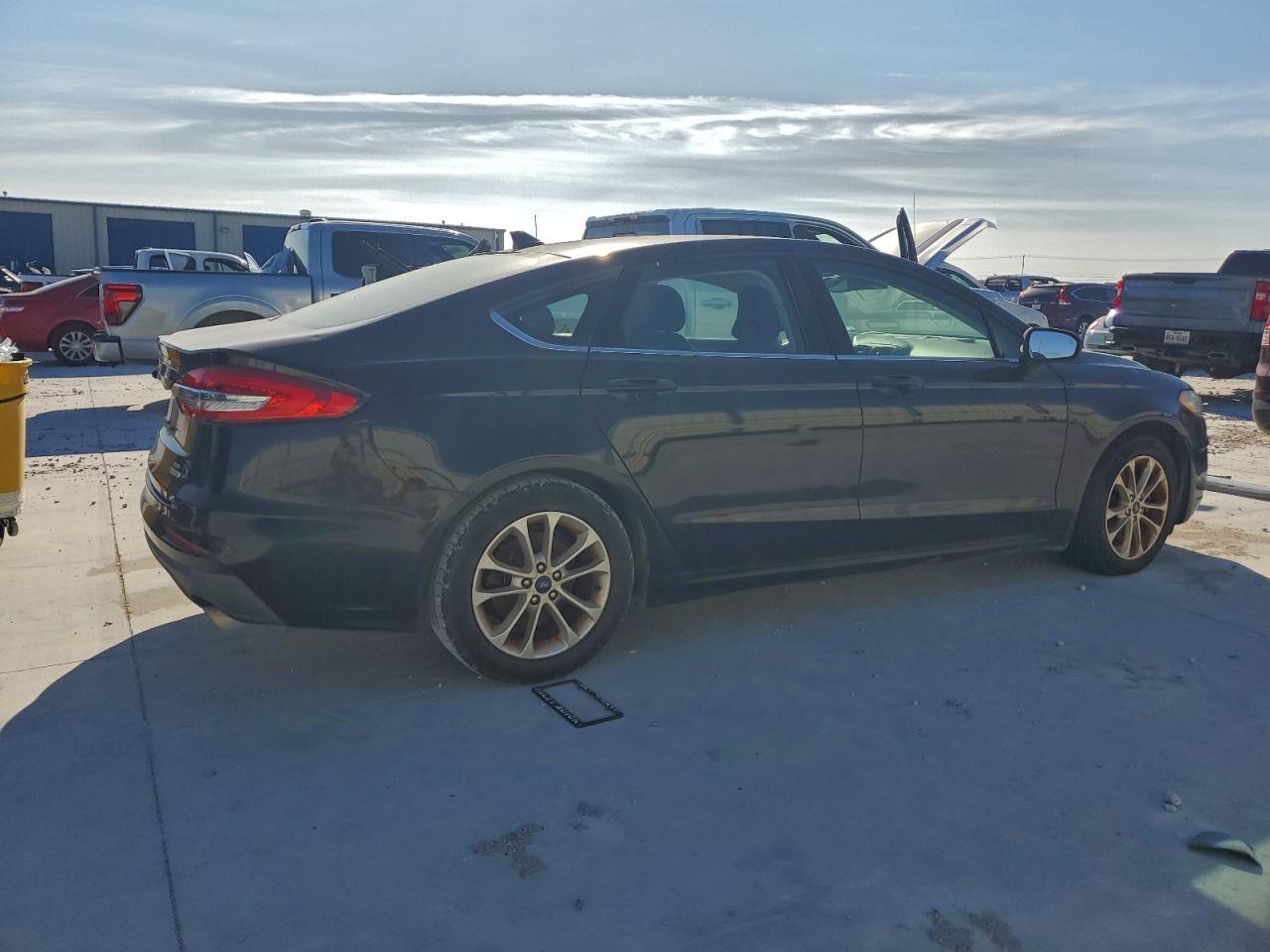 2019 FORD FUSION
