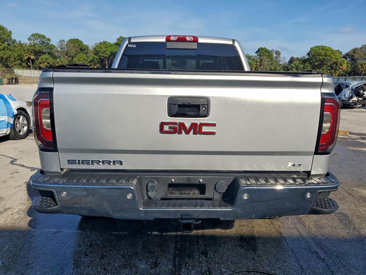 2017 GMC Sierra