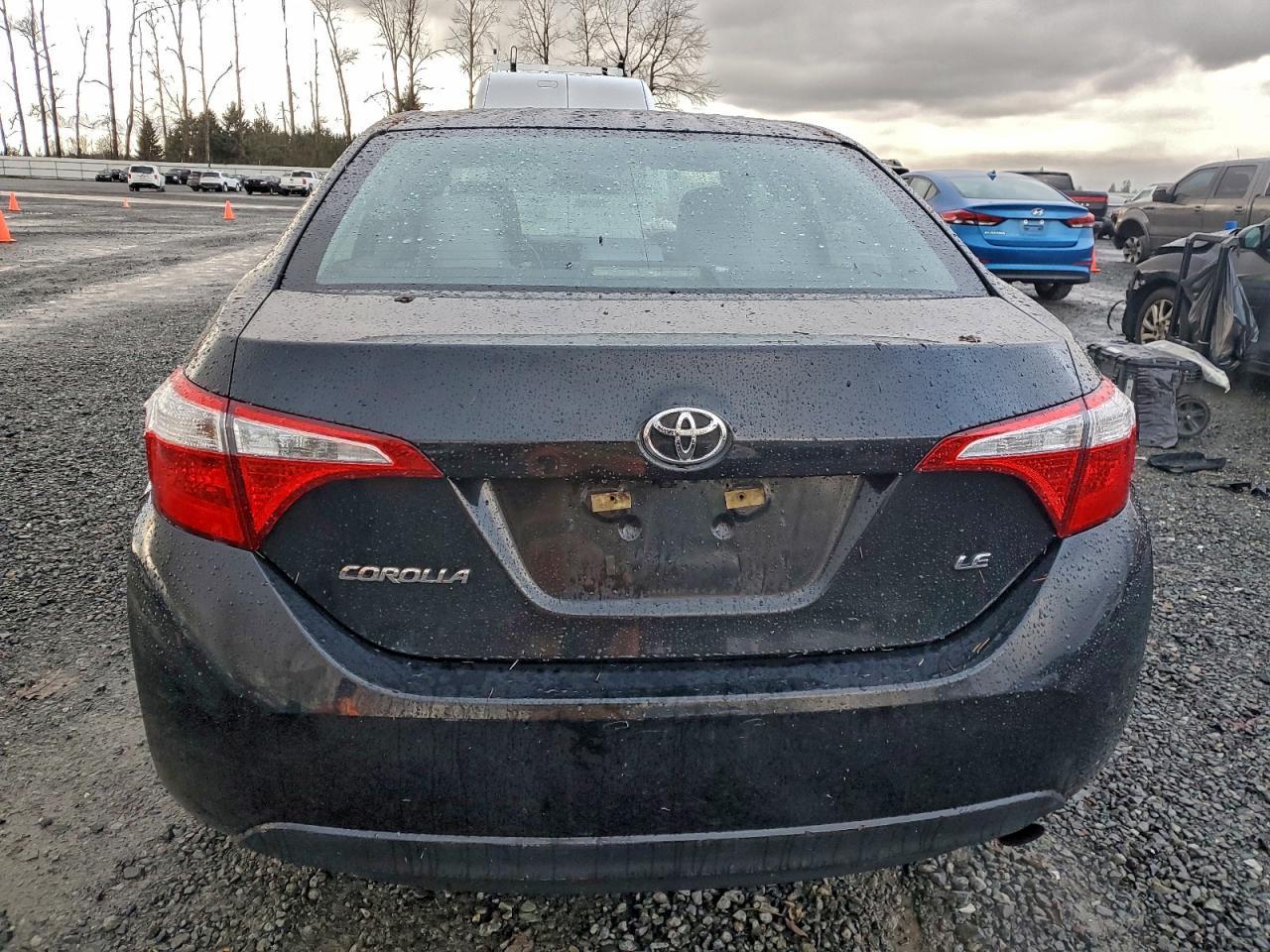 2015 TOYOTA COROLLA