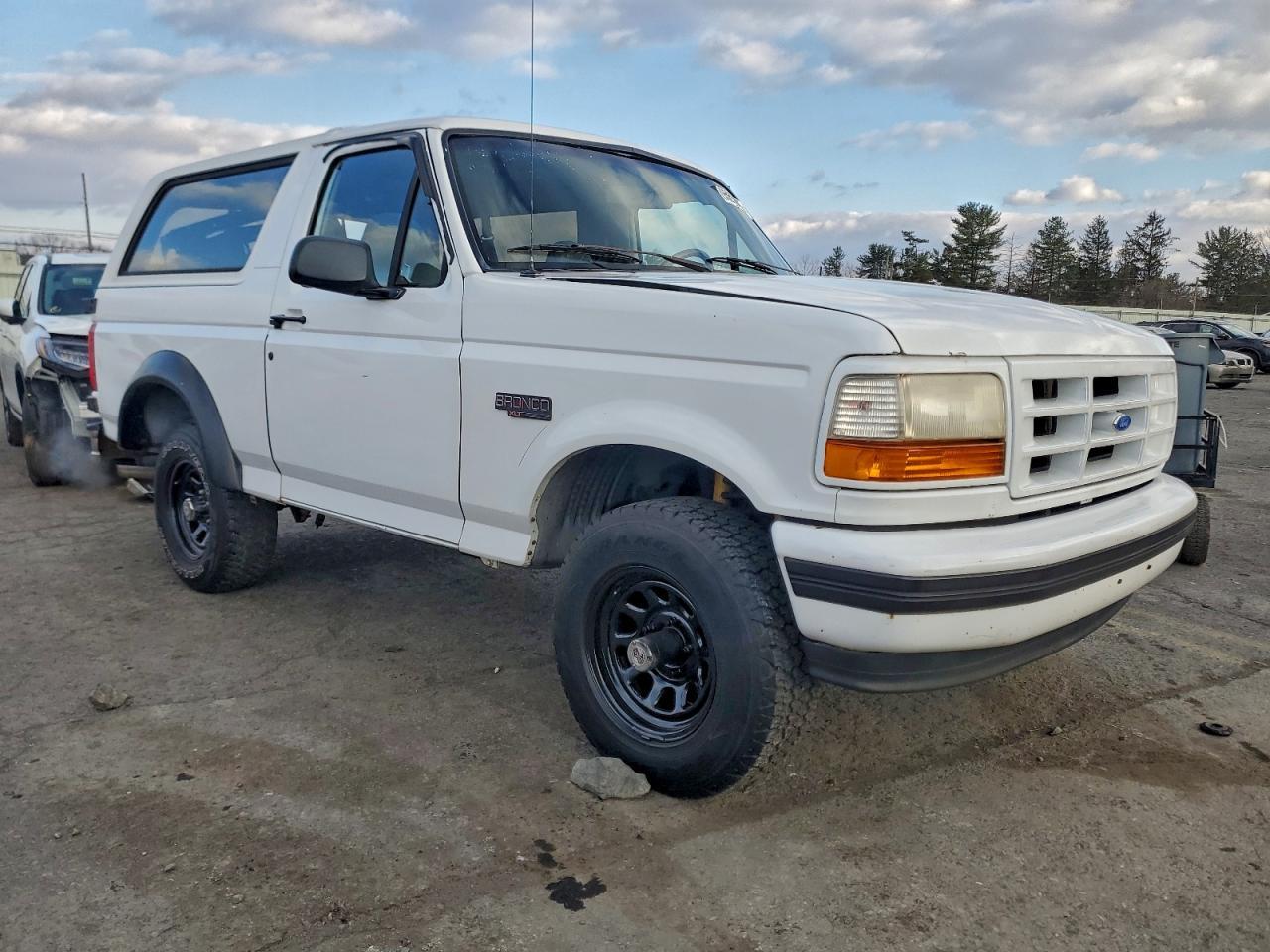 1996 FORD Bronco