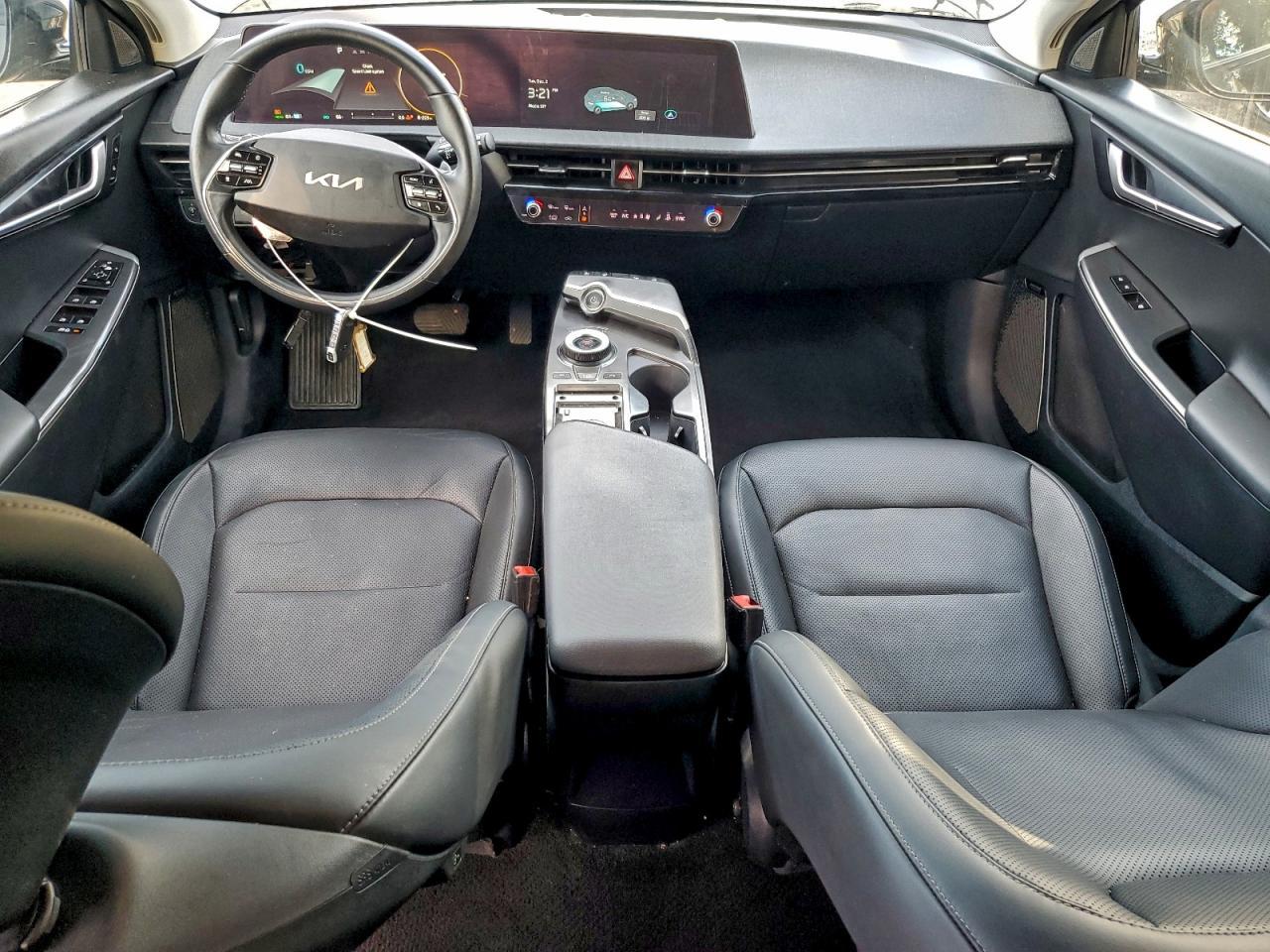 2023 KIA EV6