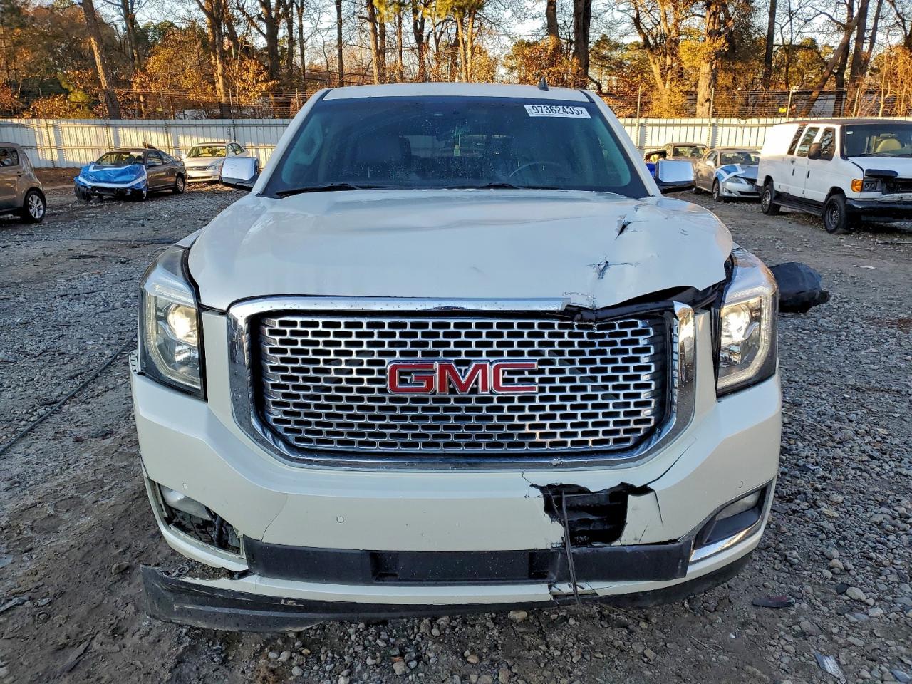 2015 GMC Yukon