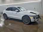 2016 PORSCHE Macan