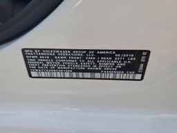 2016 VOLKSWAGEN Passat