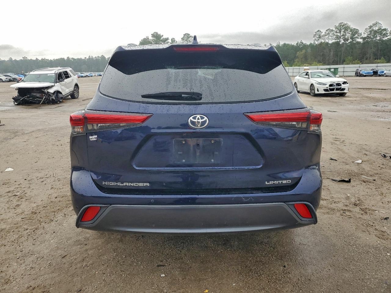 2020 TOYOTA HIGHLANDER