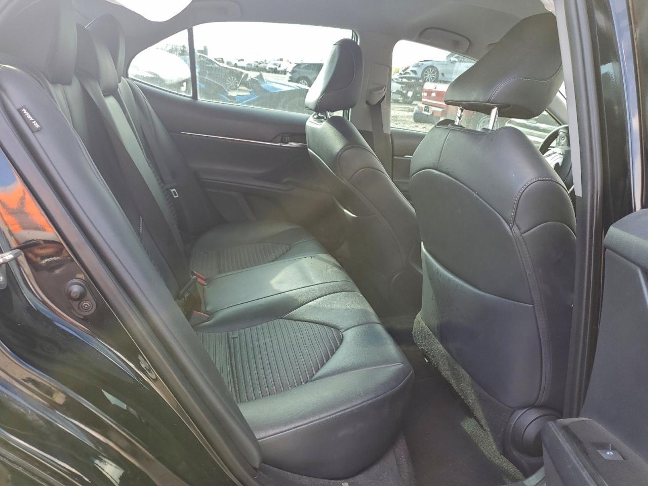 2019 TOYOTA CAMRY