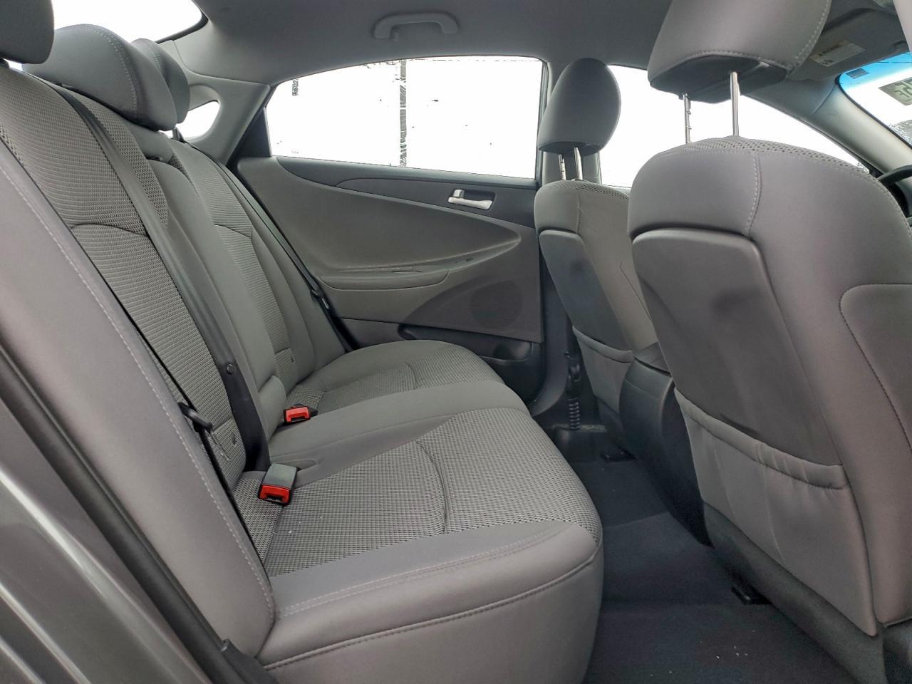 2012 HYUNDAI SONATA