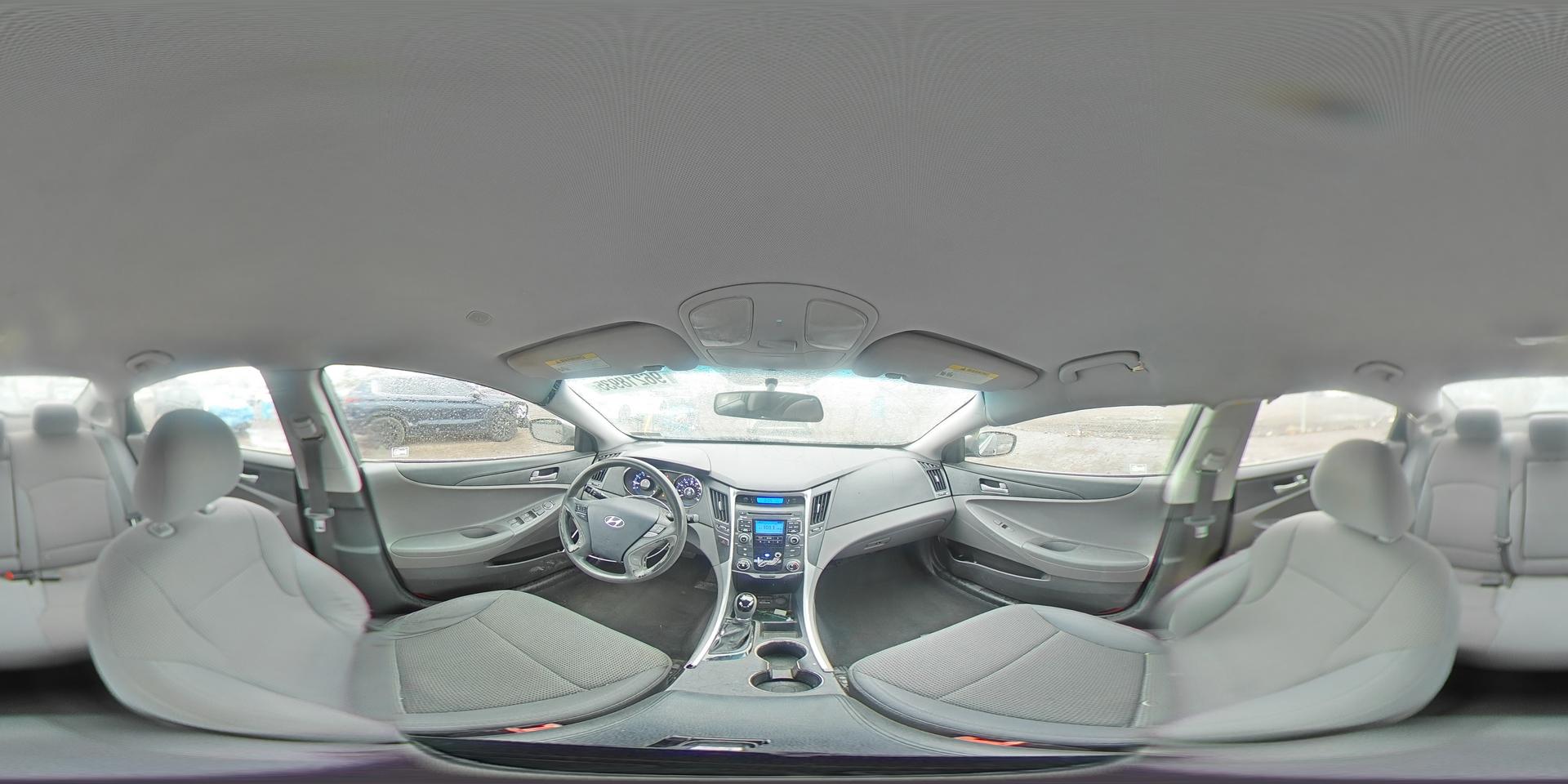 2011 HYUNDAI SONATA