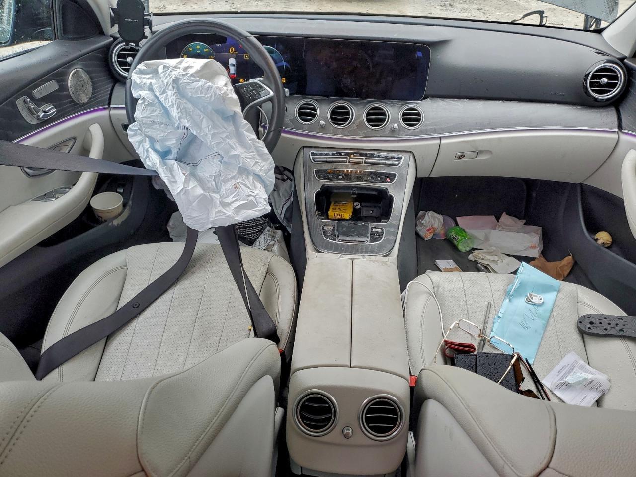 2022 MERCEDES-BENZ E-Class