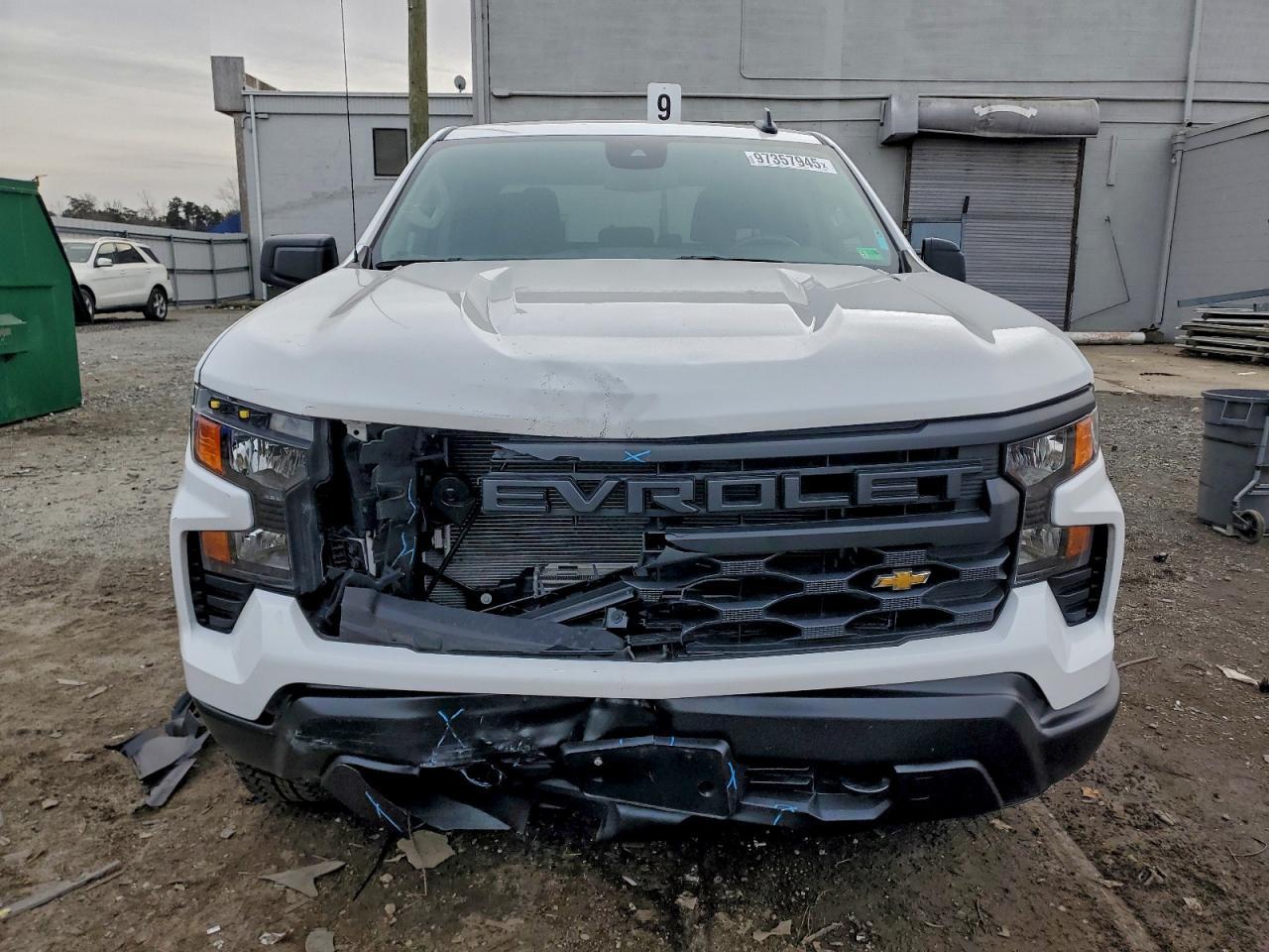 2025 CHEVROLET Silverado