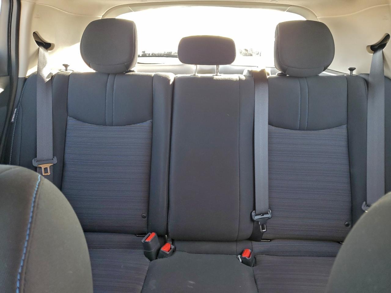 2025 NISSAN LEAF