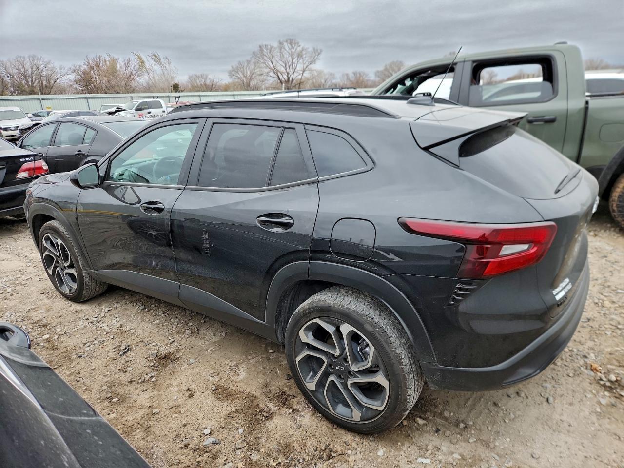 2025 CHEVROLET TRAX