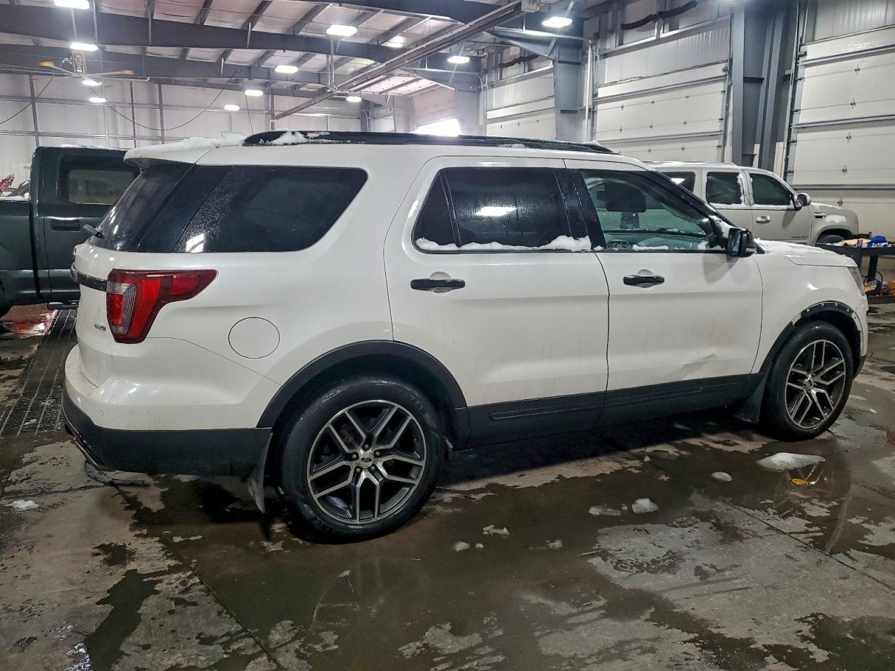 2017 FORD Explorer Sport Trac