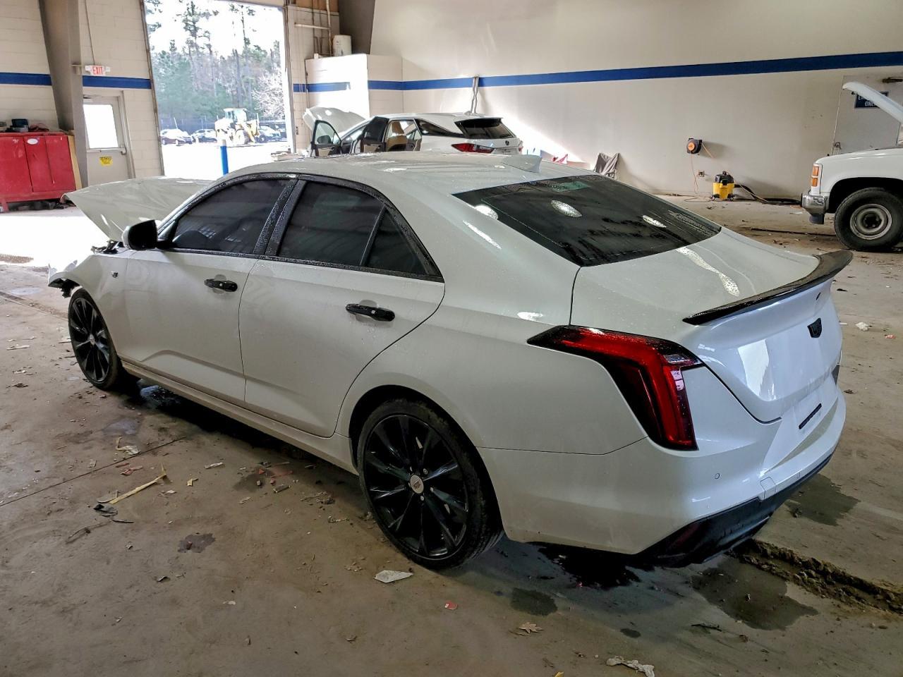 2021 CADILLAC CT4