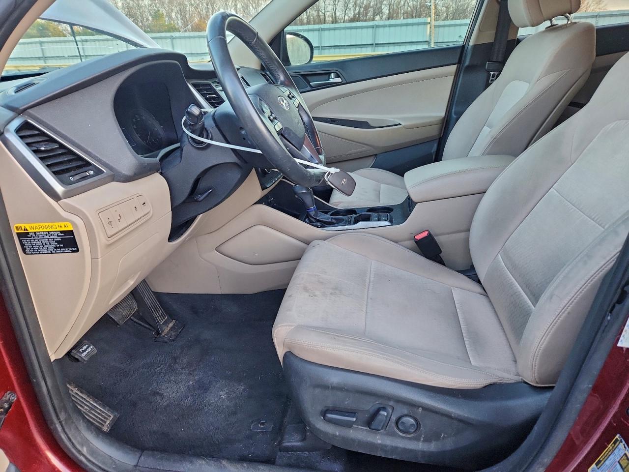 2016 HYUNDAI TUCSON