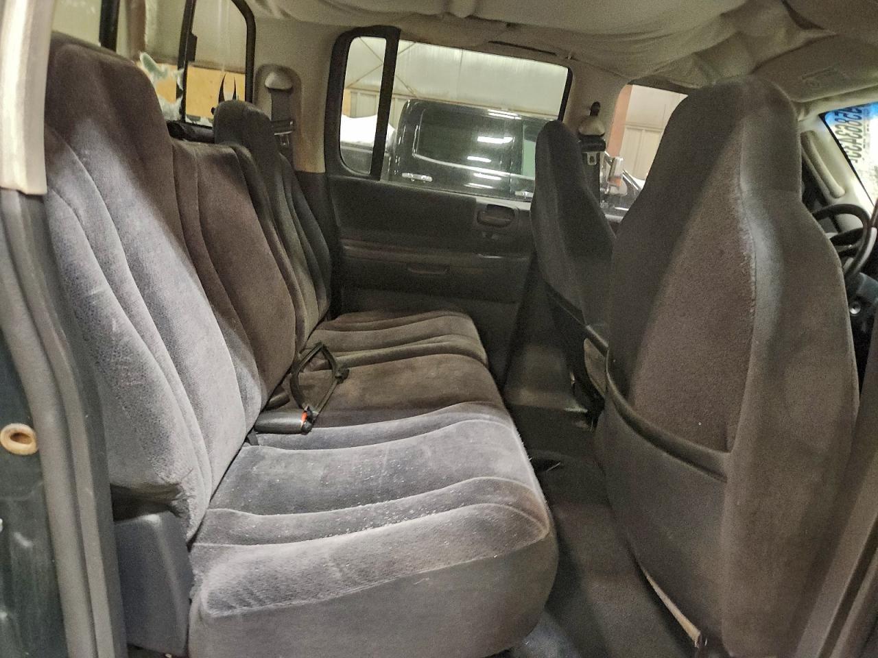 2002 DODGE Dakota