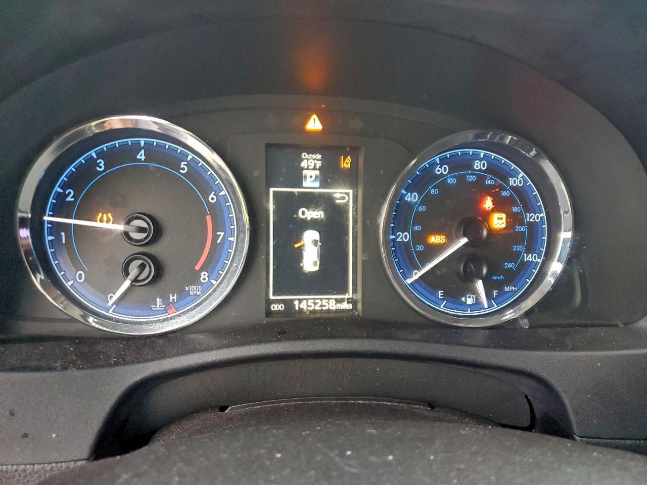 2017 TOYOTA COROLLA