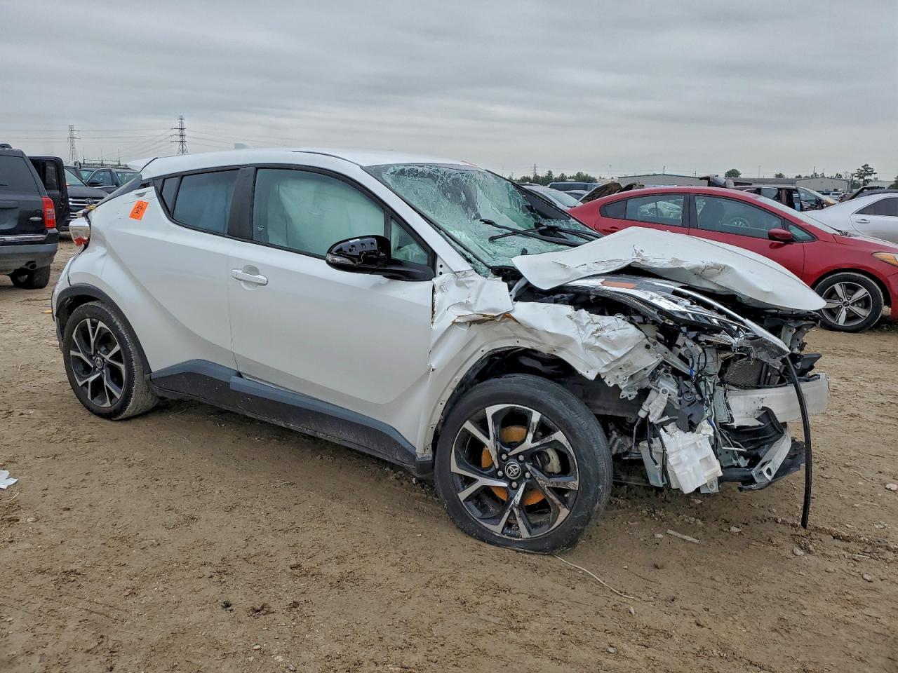 2022 TOYOTA C-HR